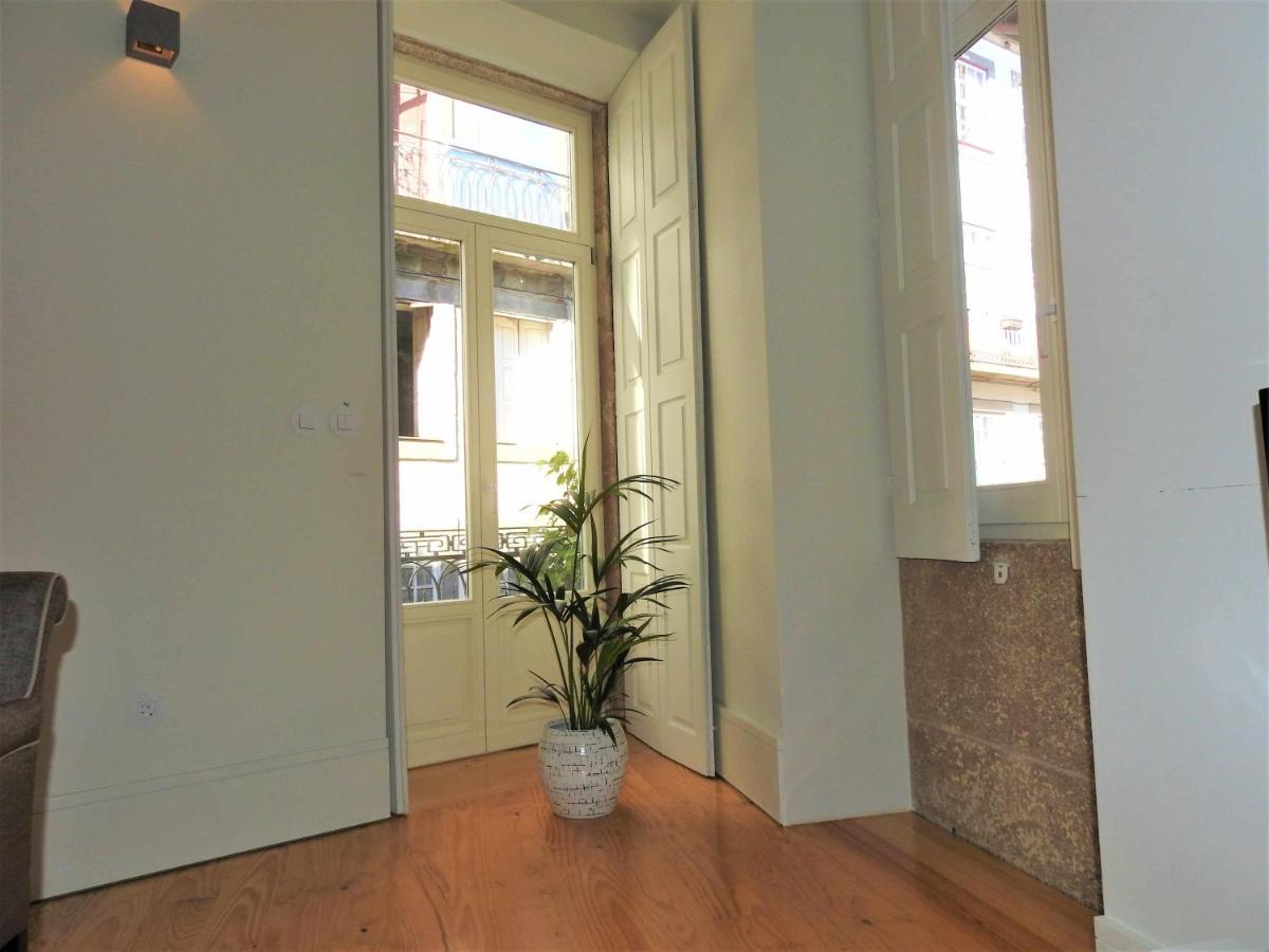 Oporto Delight 1 Luxury Apartment In Historic Center With Balcony Max 4 P מראה חיצוני תמונה
